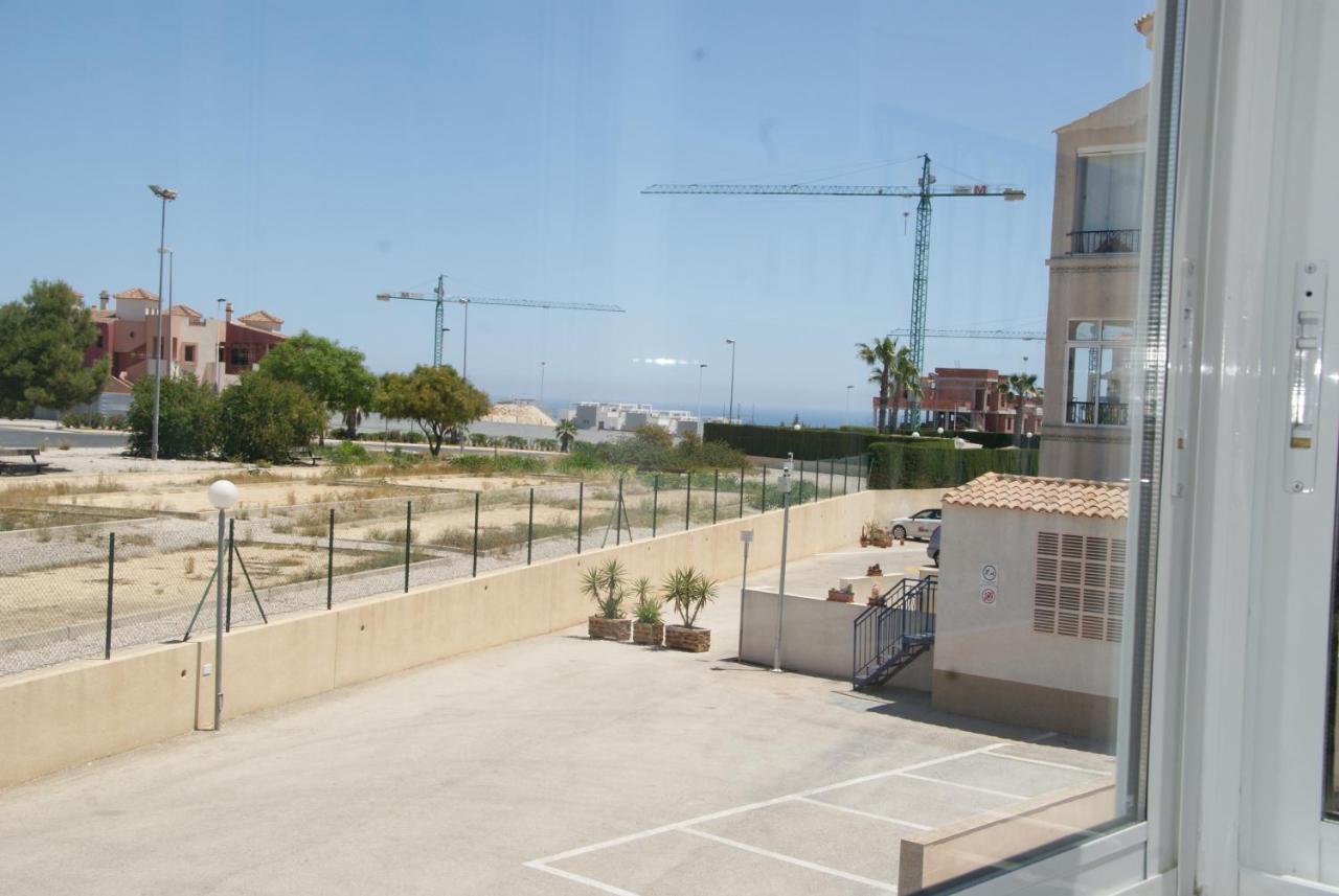 New Apartment In Torrevieja , Punta Prima Orihuela Costa With Pool Buitenkant foto